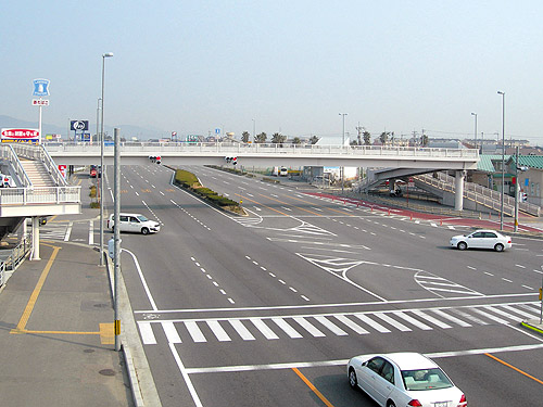 松茂バイパス改良工事(国土交通省)
（平成13年）