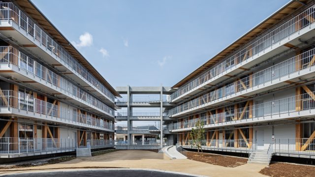 徳島県新浜町団地県営住宅2号棟