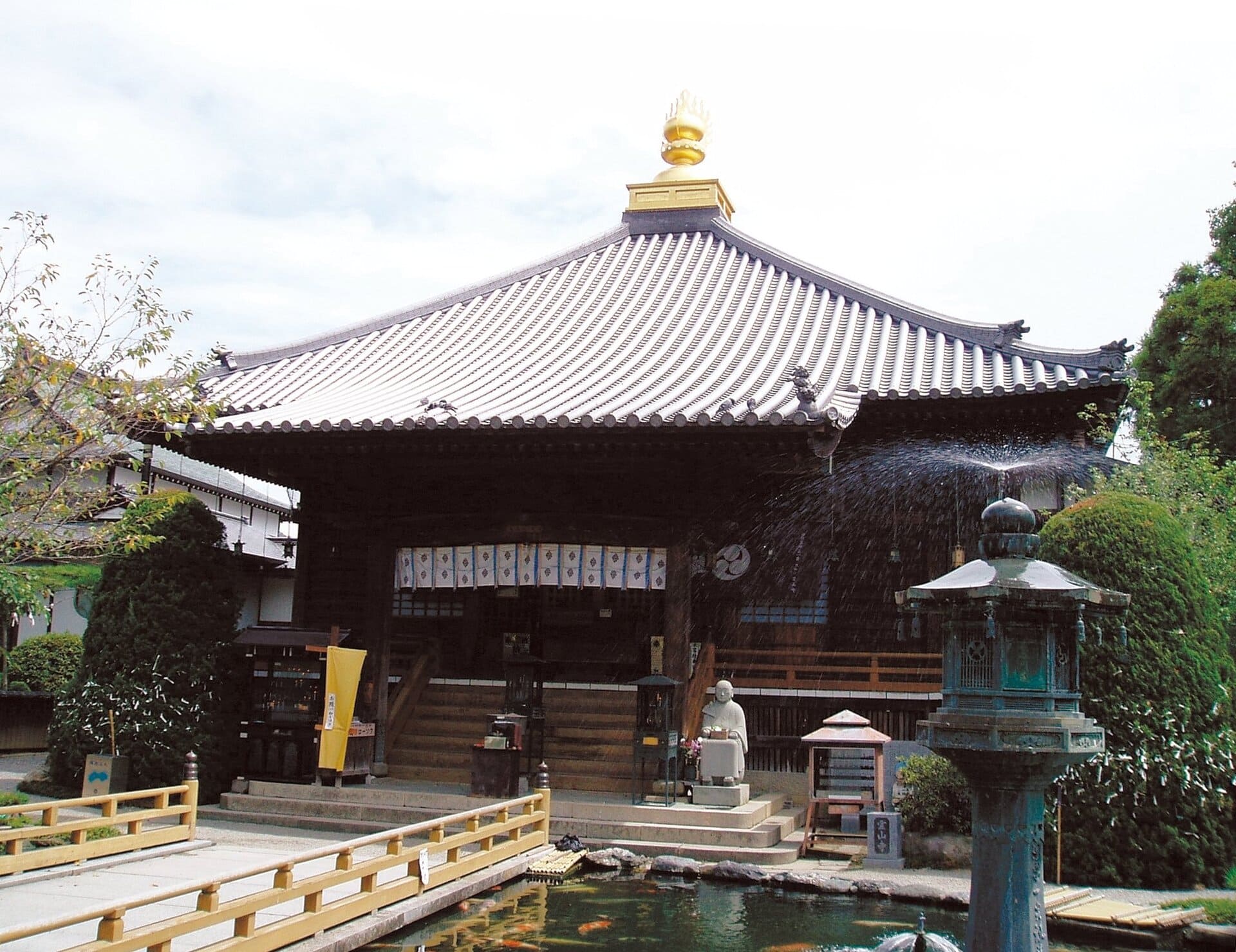 霊山寺（第一番札所）大師堂